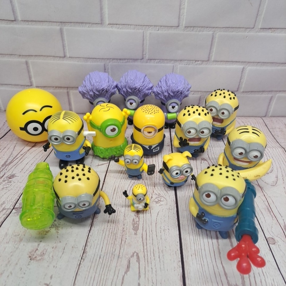McDonald's Despicable Me Minions Happy Meal Toys Lot of 15